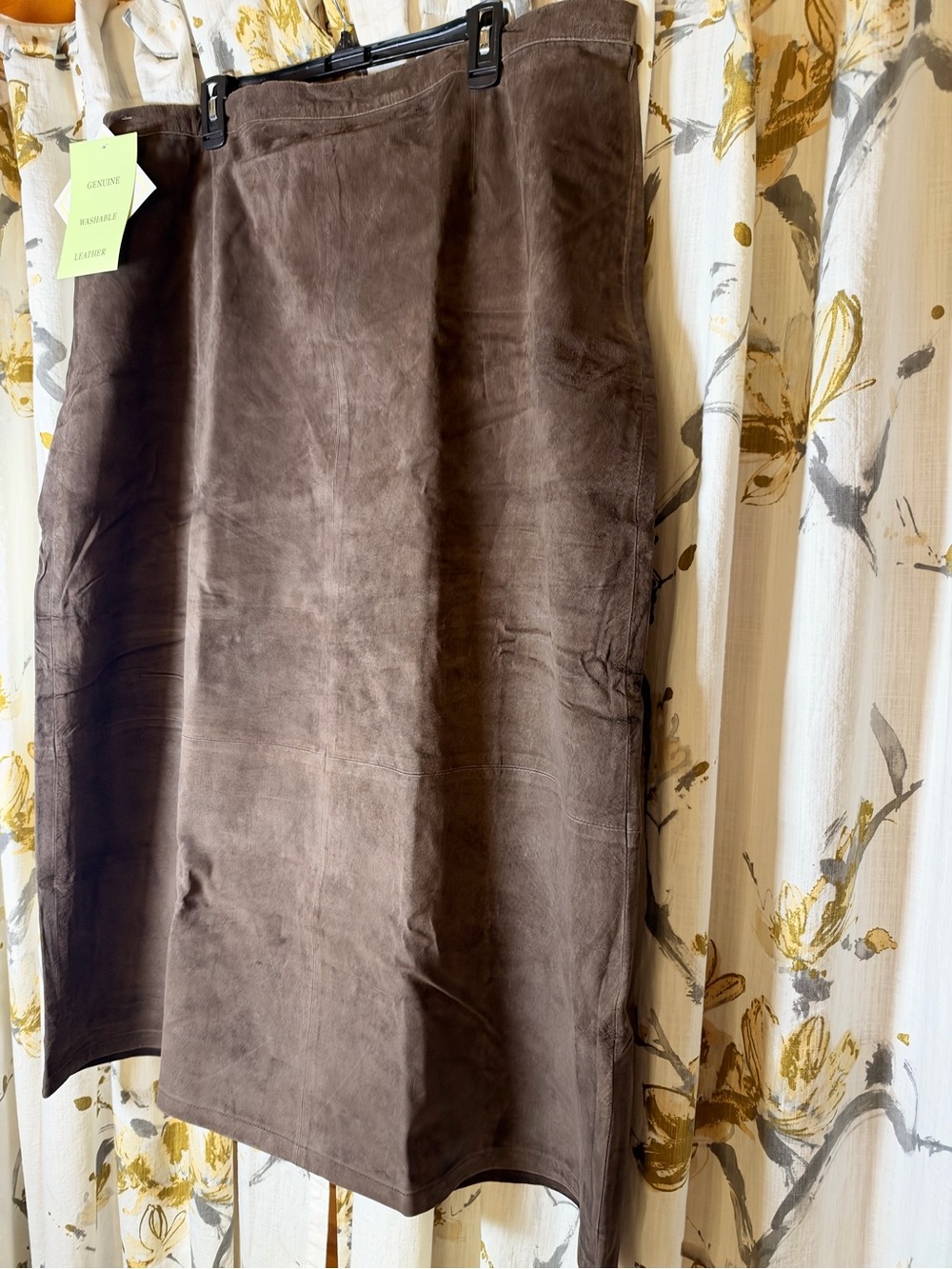 NWT Dialogue Genuine Washable Suede Warm Brown Size 24W